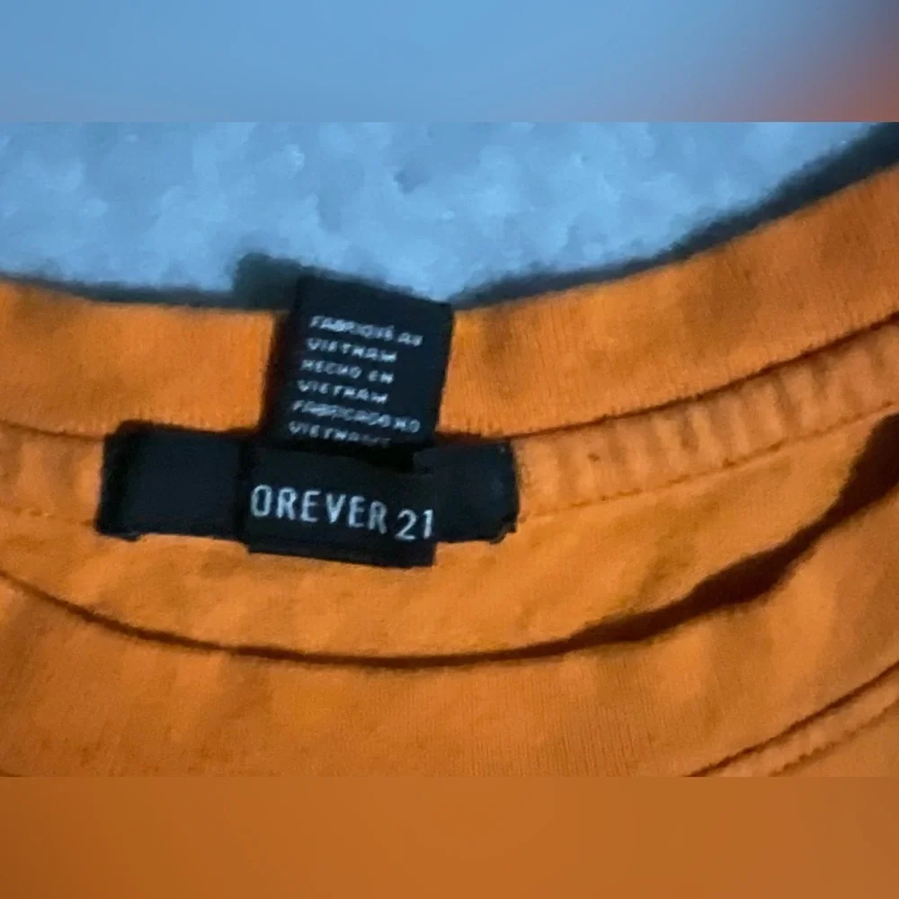 Forever 21 No Drama 3D PVC Patch Orange Crop Top L Embossed Graphic Streetwear - Picture 5 of 5